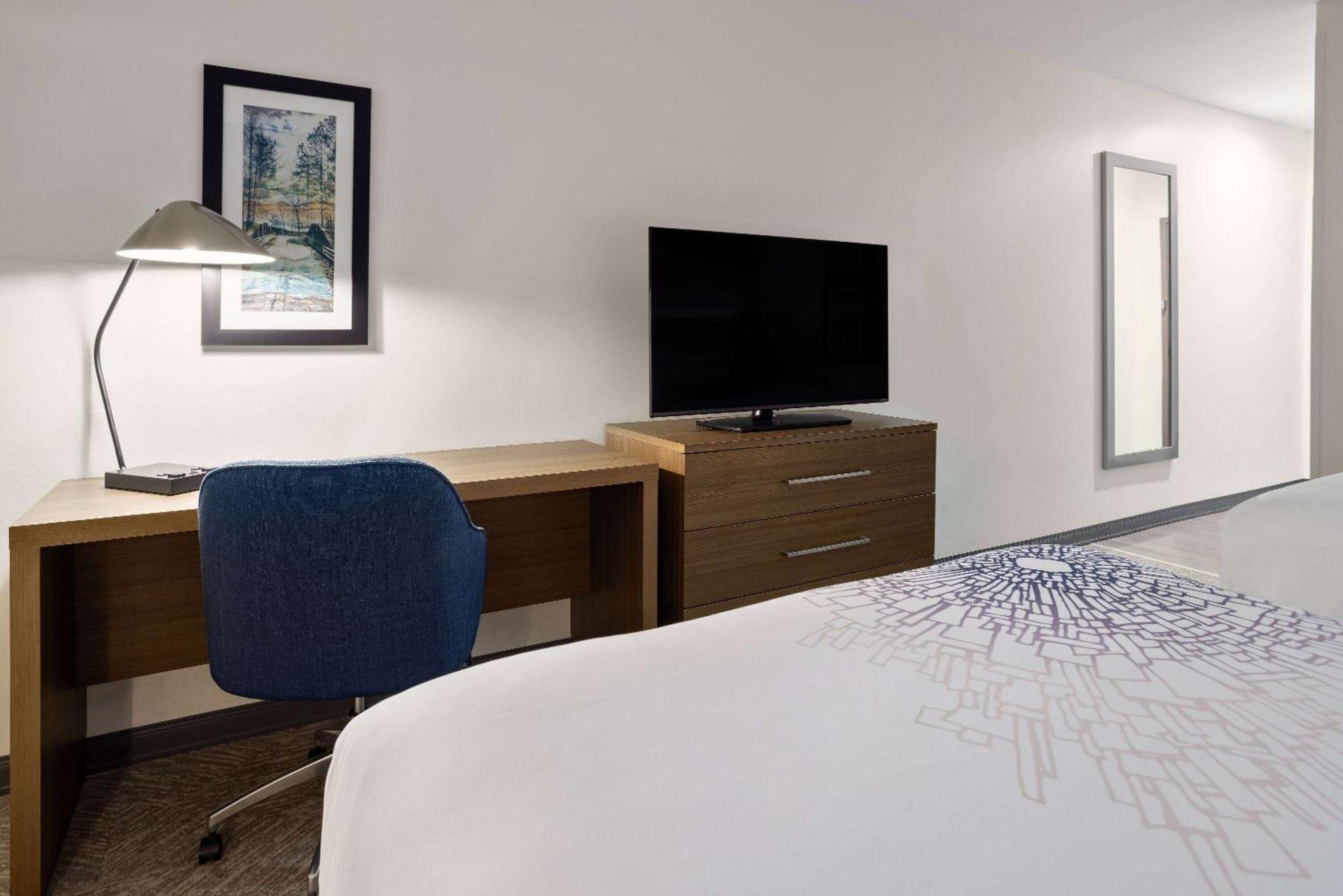 La Quinta Inn & Suites By Wyndham Locust Grove Dış mekan fotoğraf